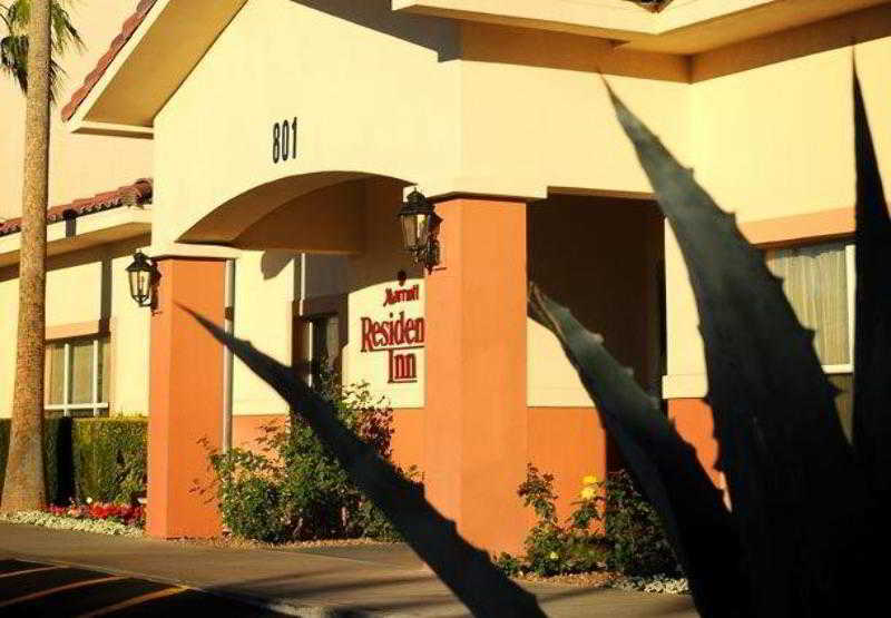 Residence Inn By Marriott Phoenix Airport Екстериор снимка